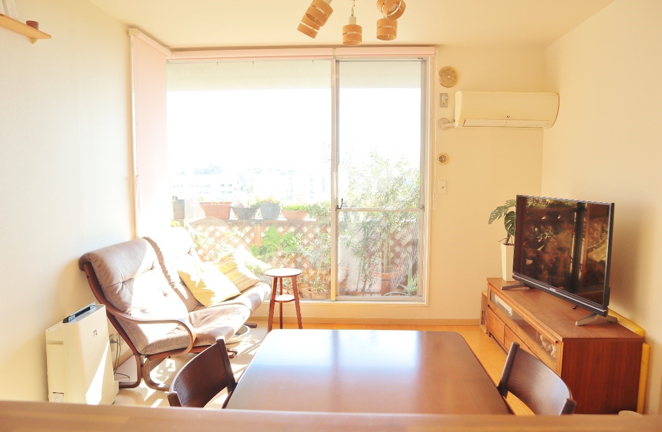 インスタのストーリーに写真・画像を2枚以上おしゃれに載せる方法 - アプリブ