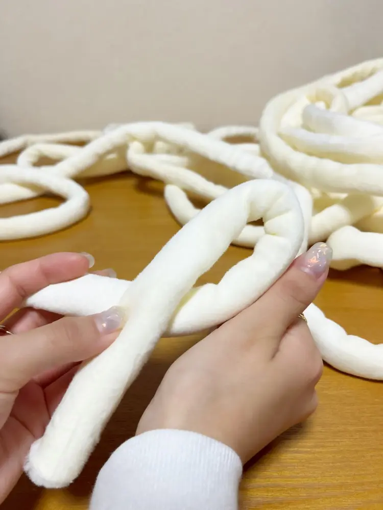 韓国で流行中！「マンドゥバッグ」づくりに挑戦。チャンキーニットでつくる、超簡単ふわもこ手づくりバッグの作り方＆編み方の趣味＞ファッションLifeDesigns ライフデザインズ 東海の暮らしのウェブマガジン