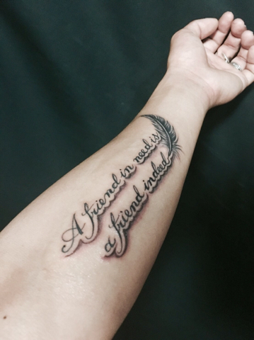 スペイン語の文字のタトゥー言葉の意味や画像もブログ大阪 LUCKY ROUND TATTOO 刺青