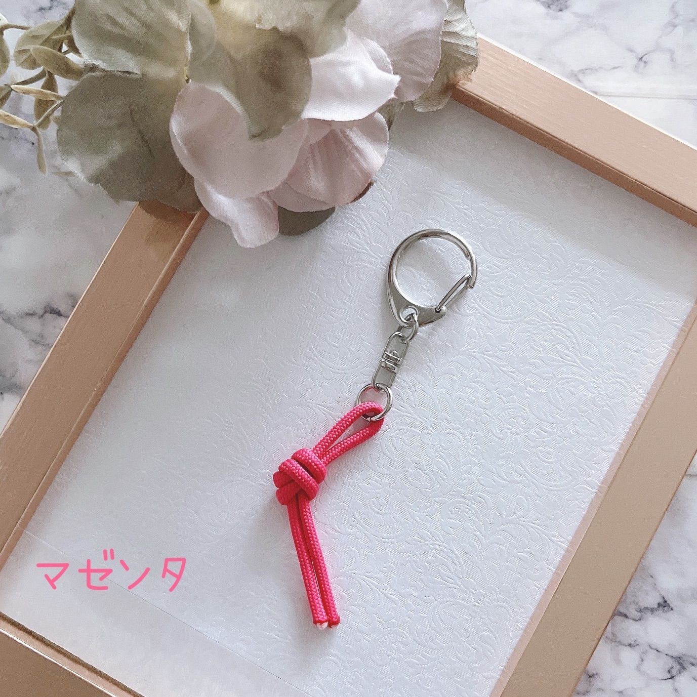 WHOLオリジナル 四つ編みレザーキーホルダー 3色 ハンドメイド ベルト 鍵 本革 牛革LEATHER CRAFT WHOL