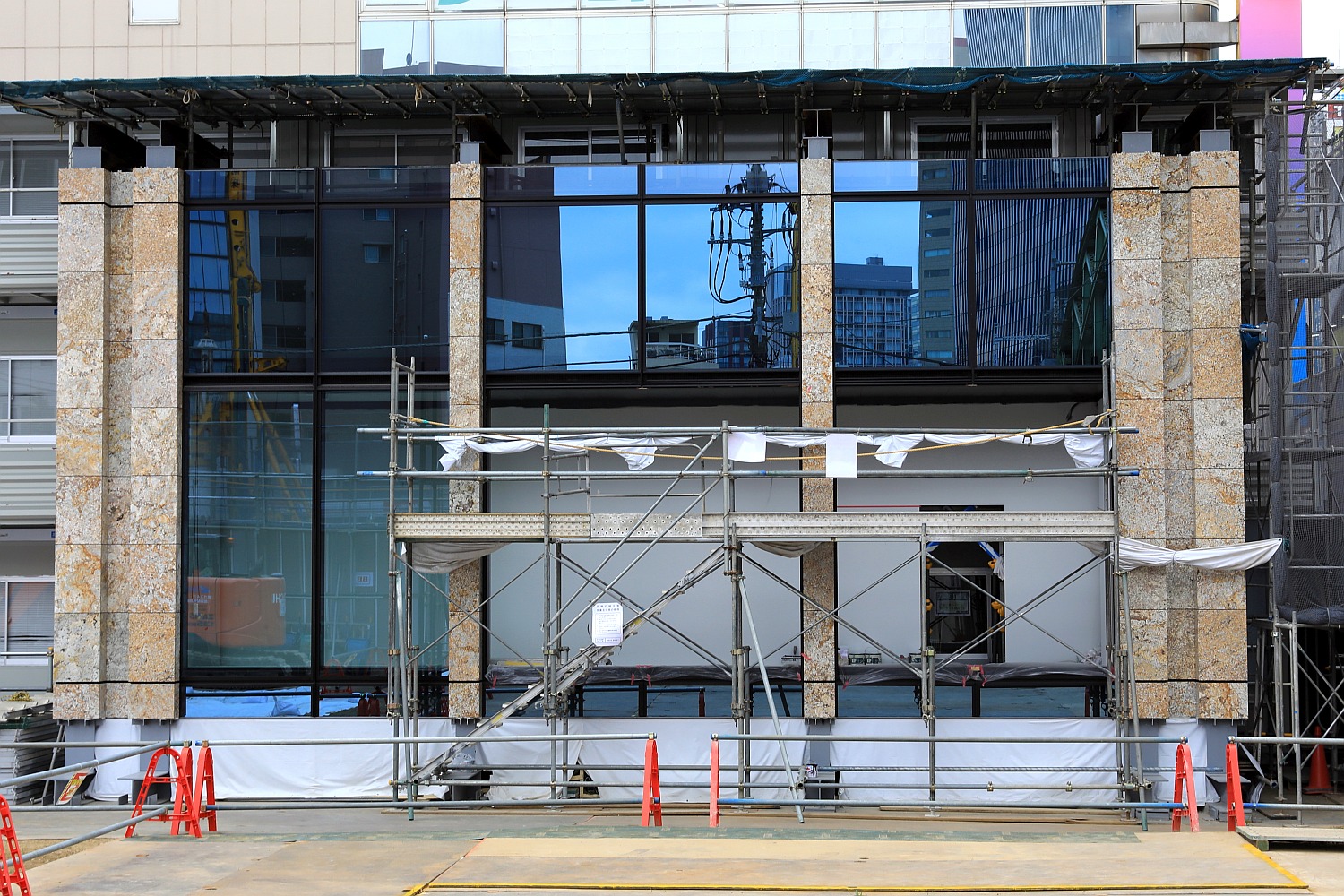 モックアップ」のアイデア 15 件モックアップ, 建築, 建築デザイン