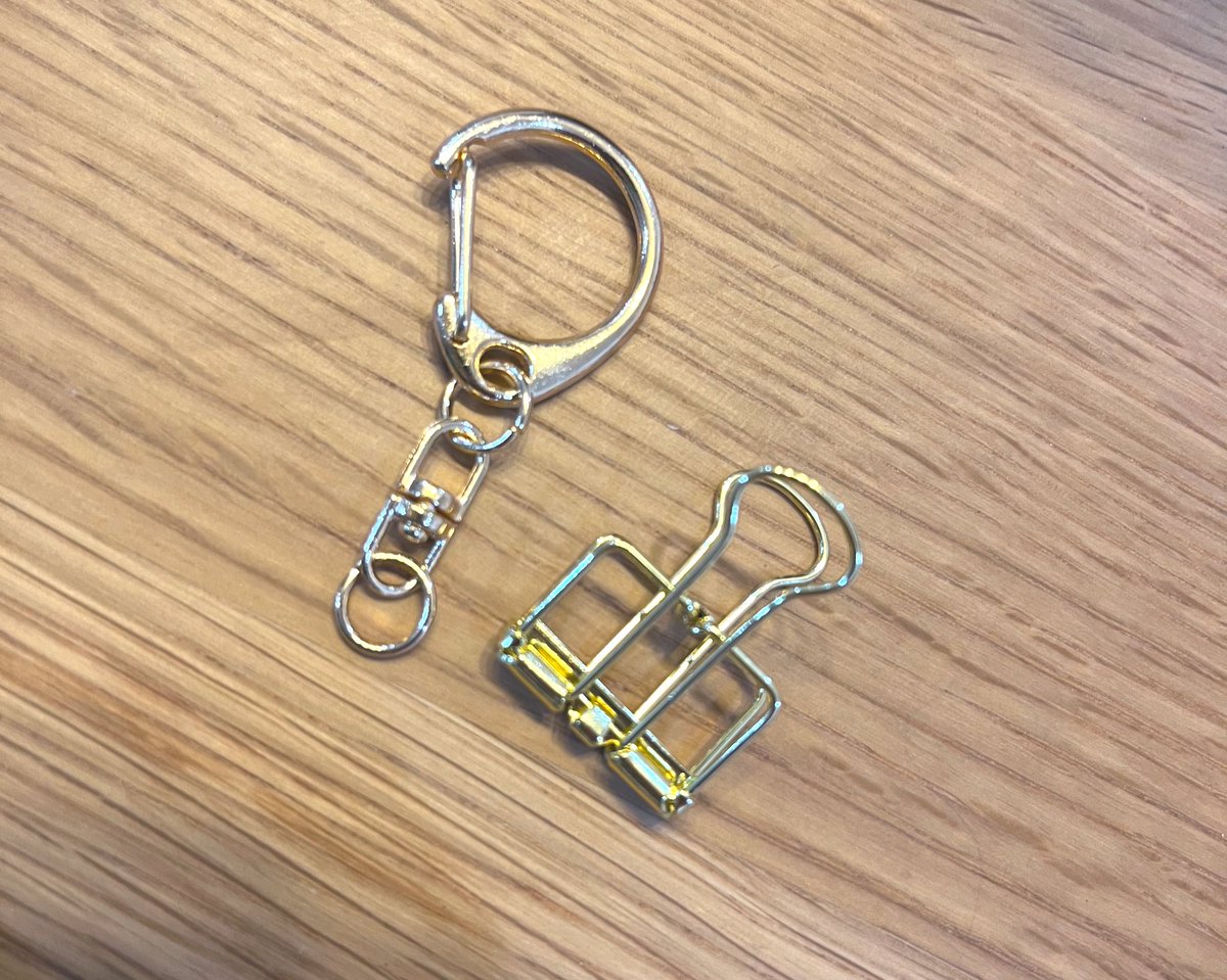 ラババン キーホルダー作り方TikTok