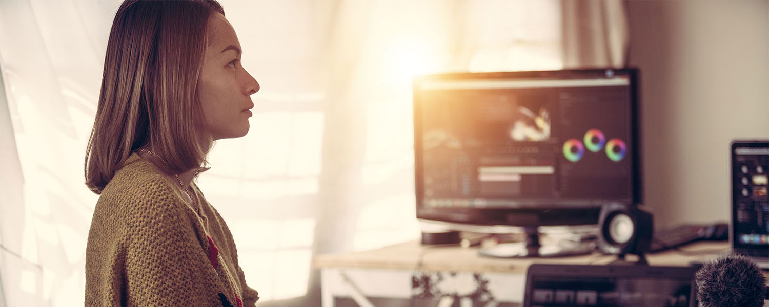 主婦・ママなど女性向け動画編集スクール・講座8選！在宅で働くクリエイターにMovie Mania