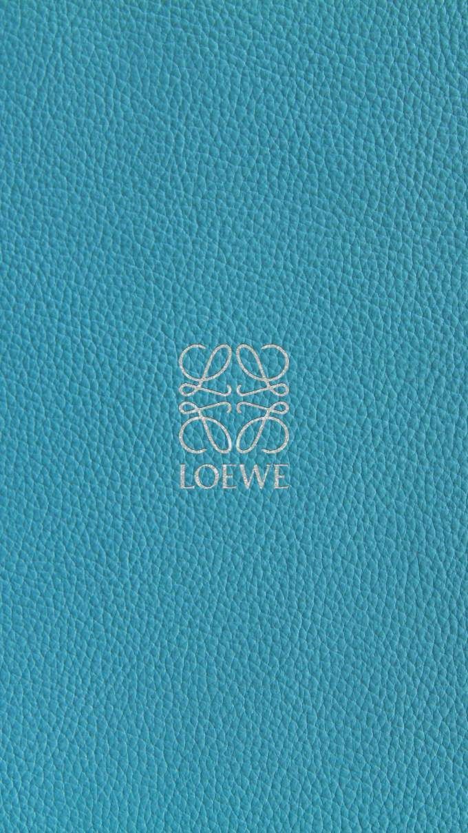 ロエベやディオールの壁紙が無料でゲットできるの知ってる？憧れのブランドデザインにスマホをアップデート - isuta イスタ-私の“好き”にウソをつかない