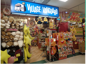 昭和レトロな品々ずらり 「佐藤定紙文具店」時代超え 街と子ども見守り７０年余―ちいきのおと 121 本町３丁目 安芸市高知新聞