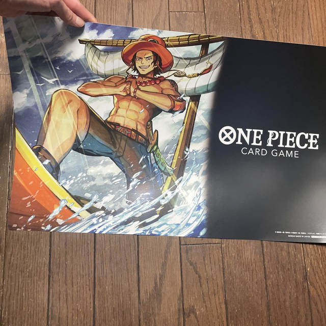 楽天市場 ワンピースカード 用 プレイマット 分かりやすい ガイド枠付き バトルフィールド ラバー ハーフ 選べる3色 35×55cm 収納ケース付き ワンピース ONE PIECE TCGトレカ トレーディングカード カード ゲーム プレーマット プレイ マット サプライ 保護 ワンピ