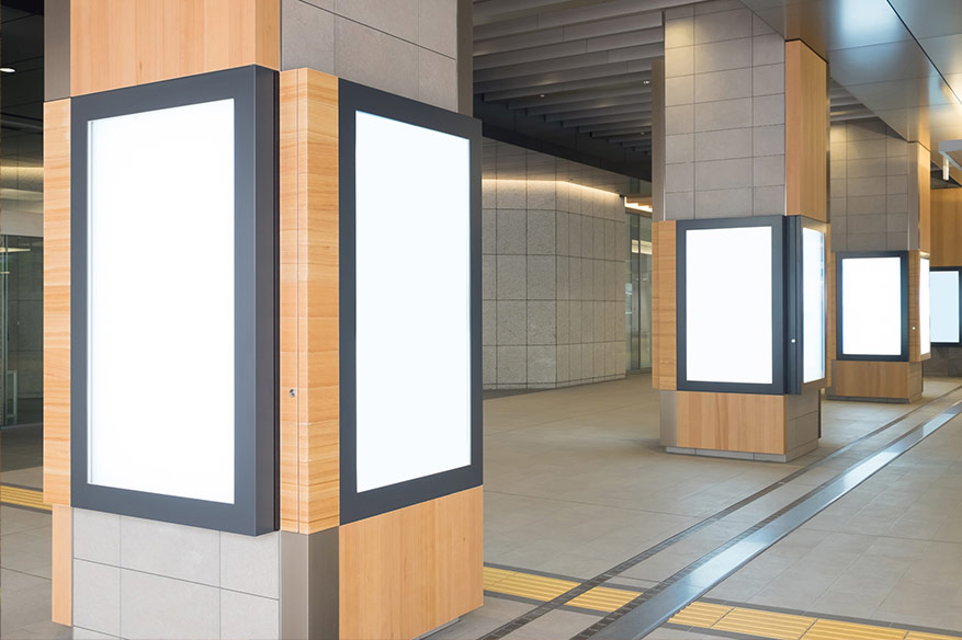 賃貸でも壁を傷つけない、ポスターのおしゃれな貼り方・飾り方のアイデア – Project NordJP