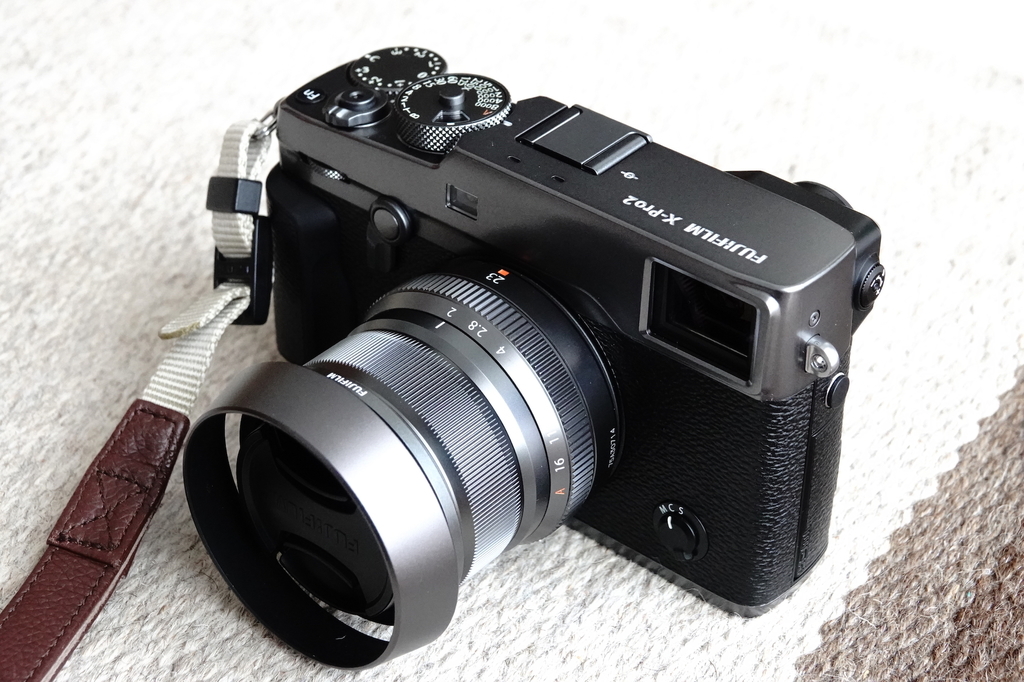 カメラバッグ考察：機能性とクラシカルデザインの間でhelloryuji