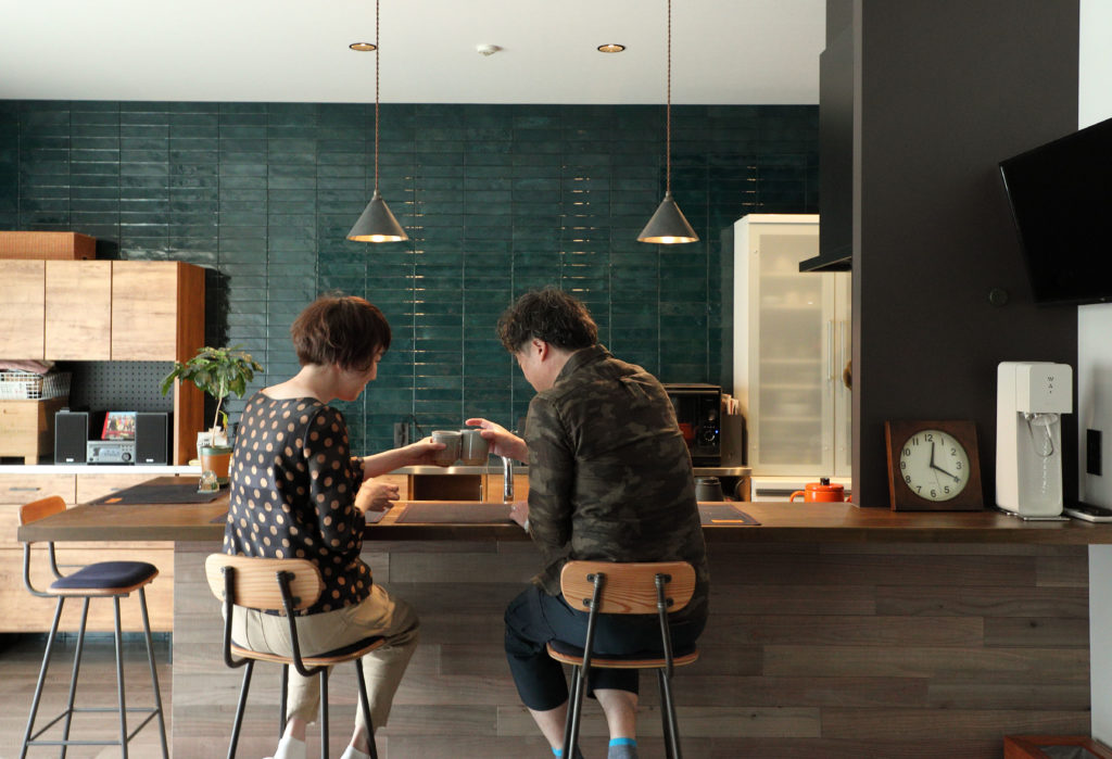 目指すはカフェより「喫茶店」。大人のノスタルジー香るお部屋作り＊5つのコツキナリノ