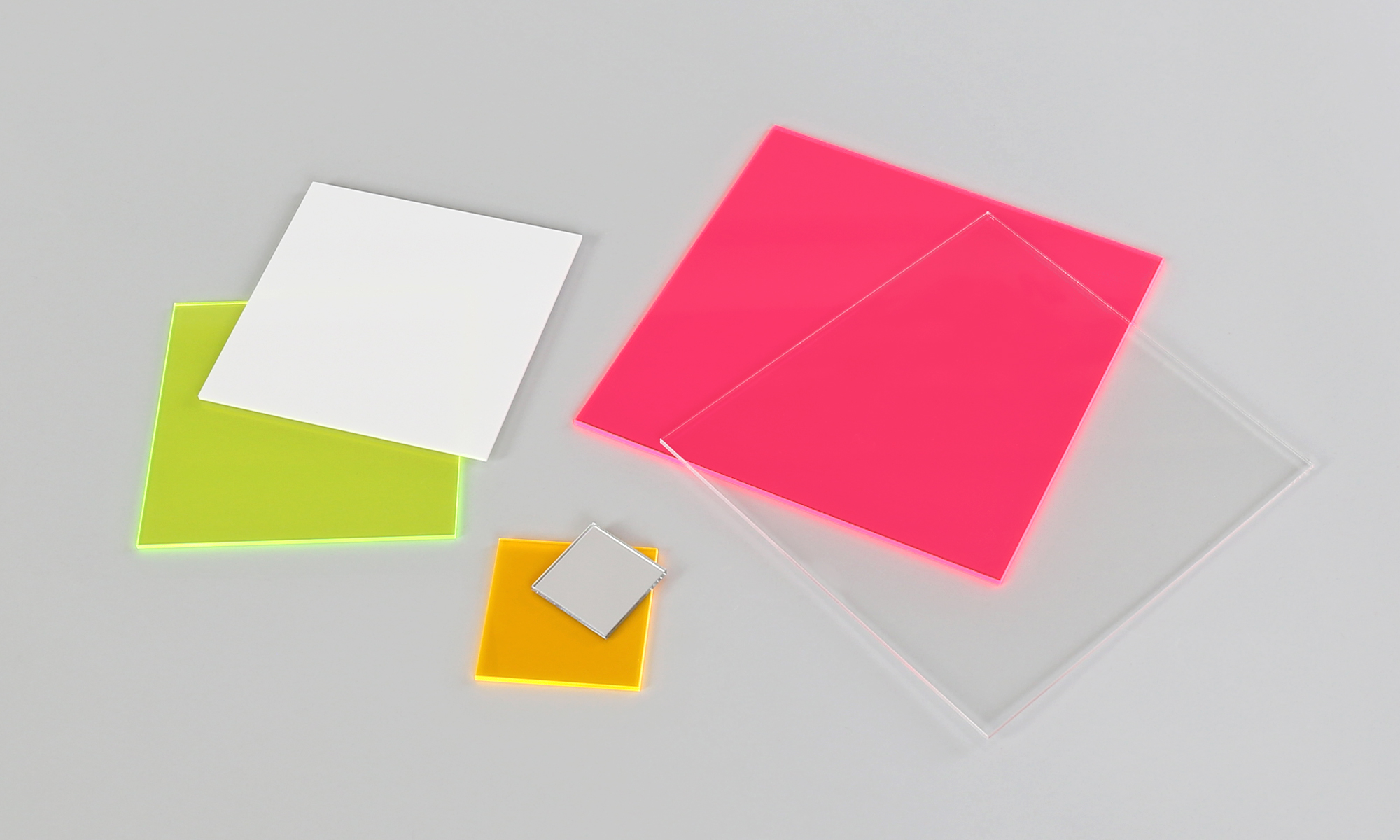 正方形額縁 681 白 350角 350×350mm前面UVカットアクリル仕様 - 額縁専門店ないとう本店 - 額縁の通販サイト高品質・低価格な額縁の販売