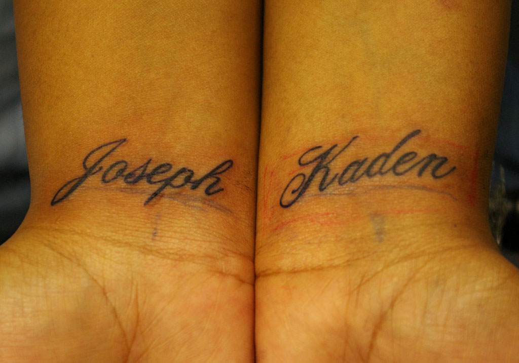 筆記体のレタリングタトゥー札幌のタトゥースタジオ MOUNTAIN HIGH TATTOO WORKS作品集