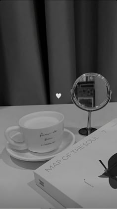 モノクロ スタイル白い背景で隔離の韓国手ファン アイコン韓国シンボル株式ベクトル イラスト -イラストレーションのベクターアート素材や画像を多数ご用意 - イラストレーション, スクエア, デザイン - iStock