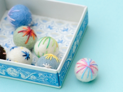 羊毛フェルト初心者さん向け 「まんまるのフェルトボールを作るコツ」丸の作り方ニードルフェルト