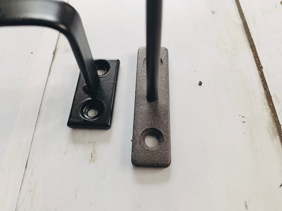 万能アイテム！セリアのアイアンバーを使ったアイデア集RoomClip mag暮らしとインテリアのwebマガジン