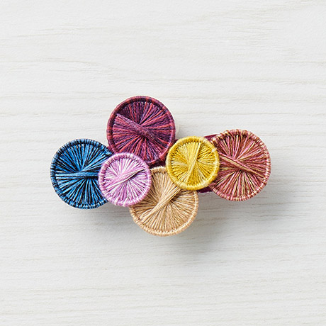 タティングレース♪くるみボタンのカブトピン＆ブローチの作り方ぬくもり