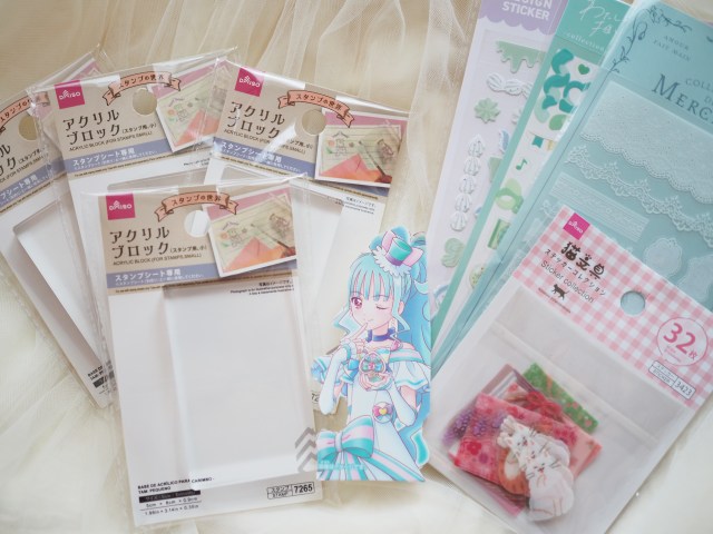 100均ダイソー・セリア・cando「アクリルプレートパーツ・デコプレート」手作りキーホルダー用