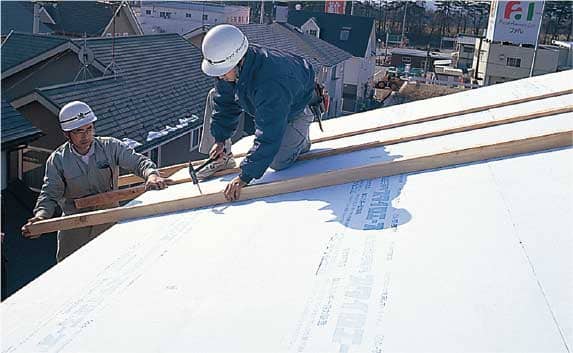 小屋のDIY日誌 床断熱材スタイロフォーム施工、隙間のコーキングなどじYUな田舎生活