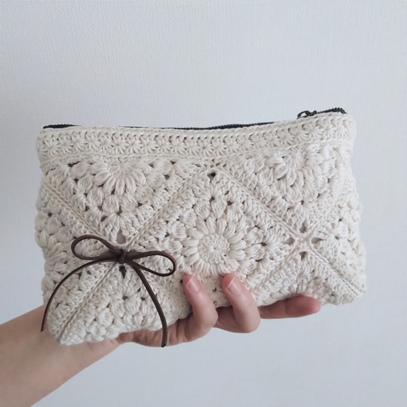 かぎ針編み 100均 レース糸でグラニースクエアのミニモチーフ★ファスナーポーチ おしゃべり作業動画