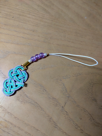 パラコードで作る「切れない」ストラップ