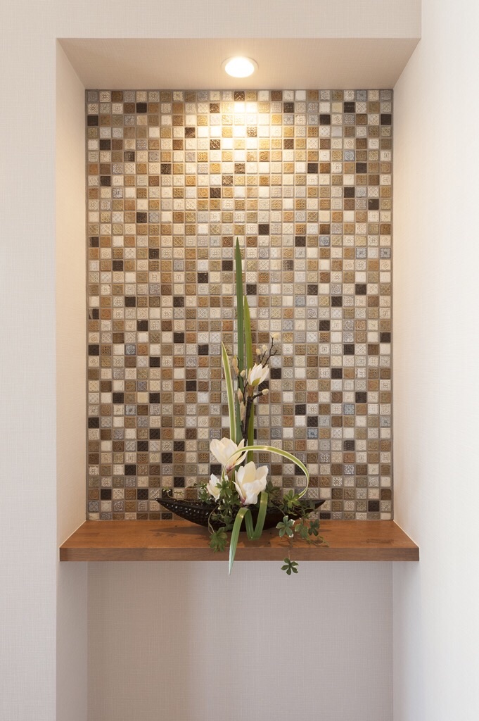 ニッチのクロス＜住宅店舗設計のローバー都市建築事務所＞～ゆめをかたちに かたちをゆめに～