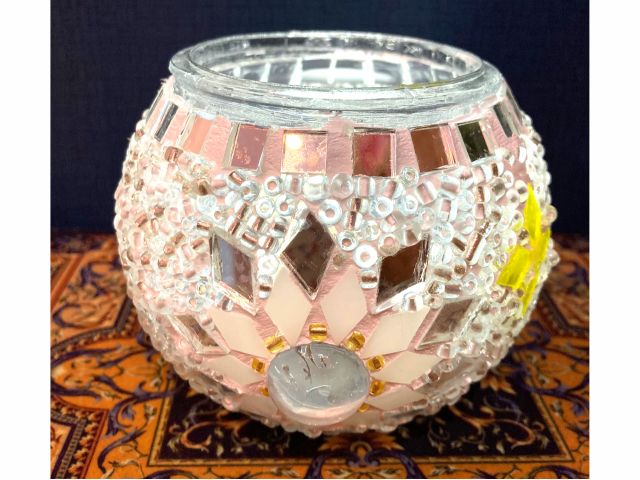 楽天市場 トルコモザイクランプくるりんＳ トルコ ランプ ベッドサイド 母の日 ジューンブライド ウェディング 結婚祝 開店祝い 新築祝い 照明LED ランプ スタンド テーブルライト インテリア 雑貨 誕生日 ギフト プレゼント ガラス細工 癒し 一点物 : ツキツキランプ