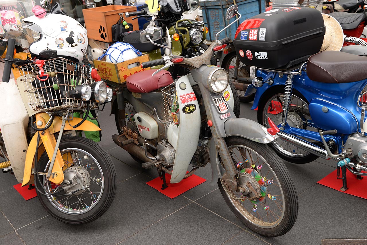 おしゃれでかわいいフリーイラスト素材 イラストナビほぼ無料で使えるフリーイラスト素材です