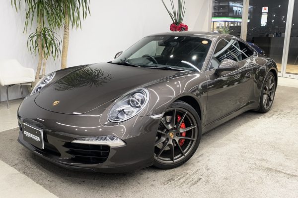 ポルシェのボディカラーの、微妙な色の違いを比較してみた ホワイト、ブラック、レッド、シルバーetc - ポルシェがわが家にやってきた -オーナーズブログ