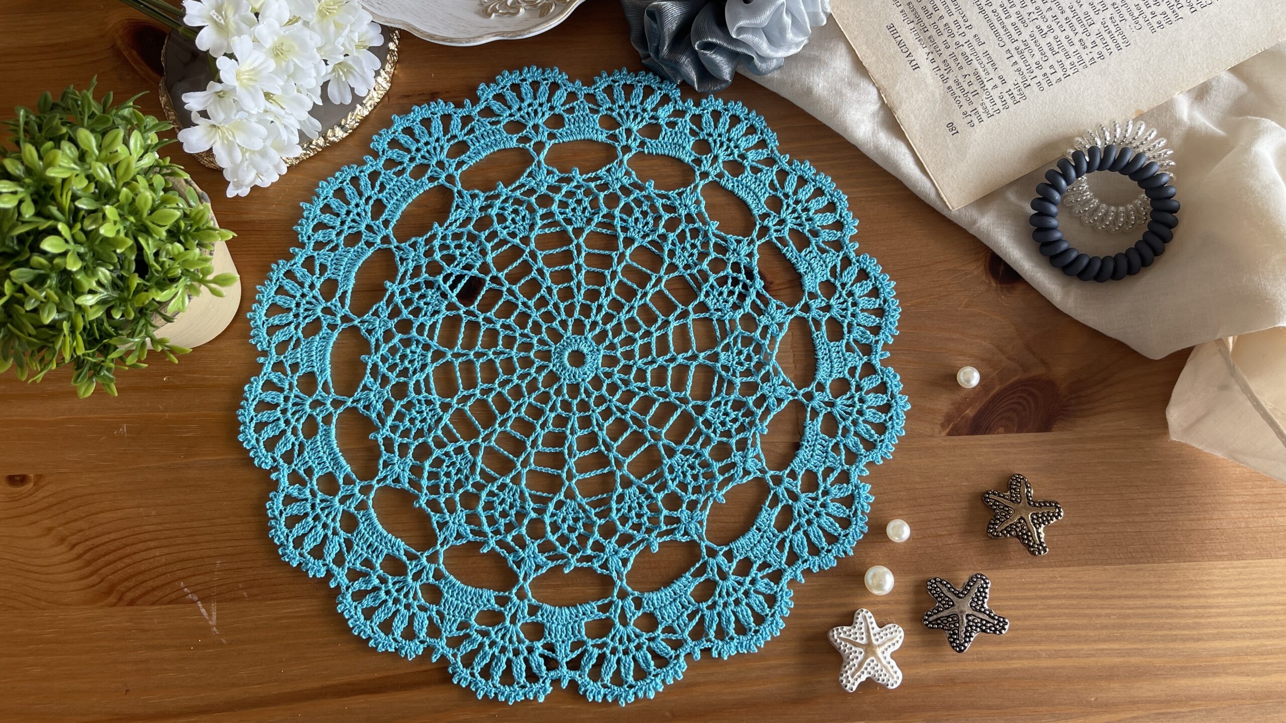 レース編み白黒コースターかぎ針編みとレース編みの無料編み図サイトBy hime*hima