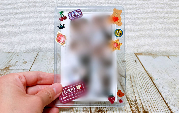 トレカの飾り方 劣化を防ぐ方法から手軽に飾るアイディアまで たいむましん