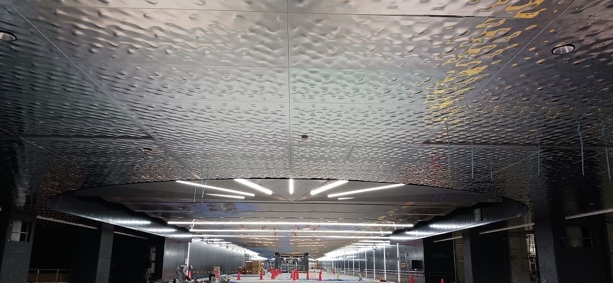 楽天市場ポイント10倍×14日20時から6時間限定見切り材 端用 アルミシルバー 薄型壁パネル用見切り材 端用コ型 C-F-1 : DIY＋