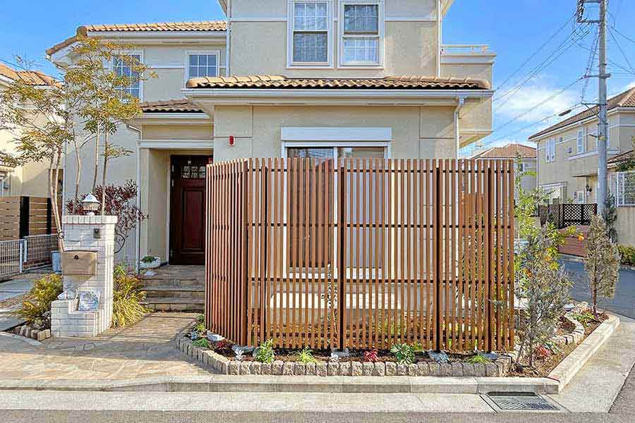 街路・公園・建築外構に！ 各種デザイン賞受賞の横断防止柵・転落防止柵 - 昭和鉄工