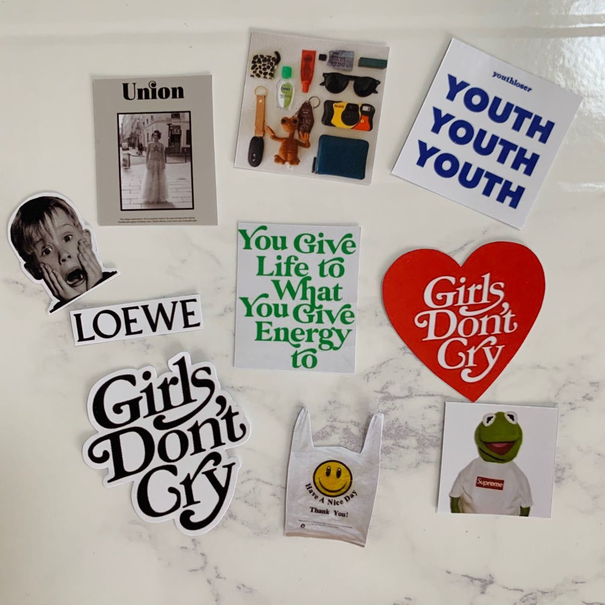 スマホケース 全機種対応 韓国 携帯ケース ハードケース アンドロイド携帯カバー ステッカー くすみカラー レトロ イラスト バイカラー 大人女子ペア : WOOD GREEN - 通販 - Yahoo!ショッピング