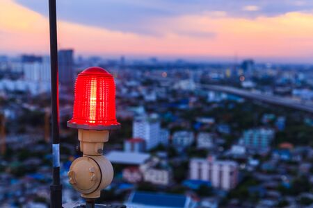 赤いランプ - ks plus