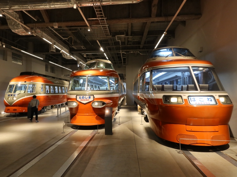 ペーパークラフトおだきゅうキッズ小田急電鉄