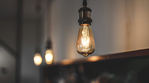 おしゃれ電球の写真素材写真素材なら「写真AC」無料 フリー ダウンロードOK