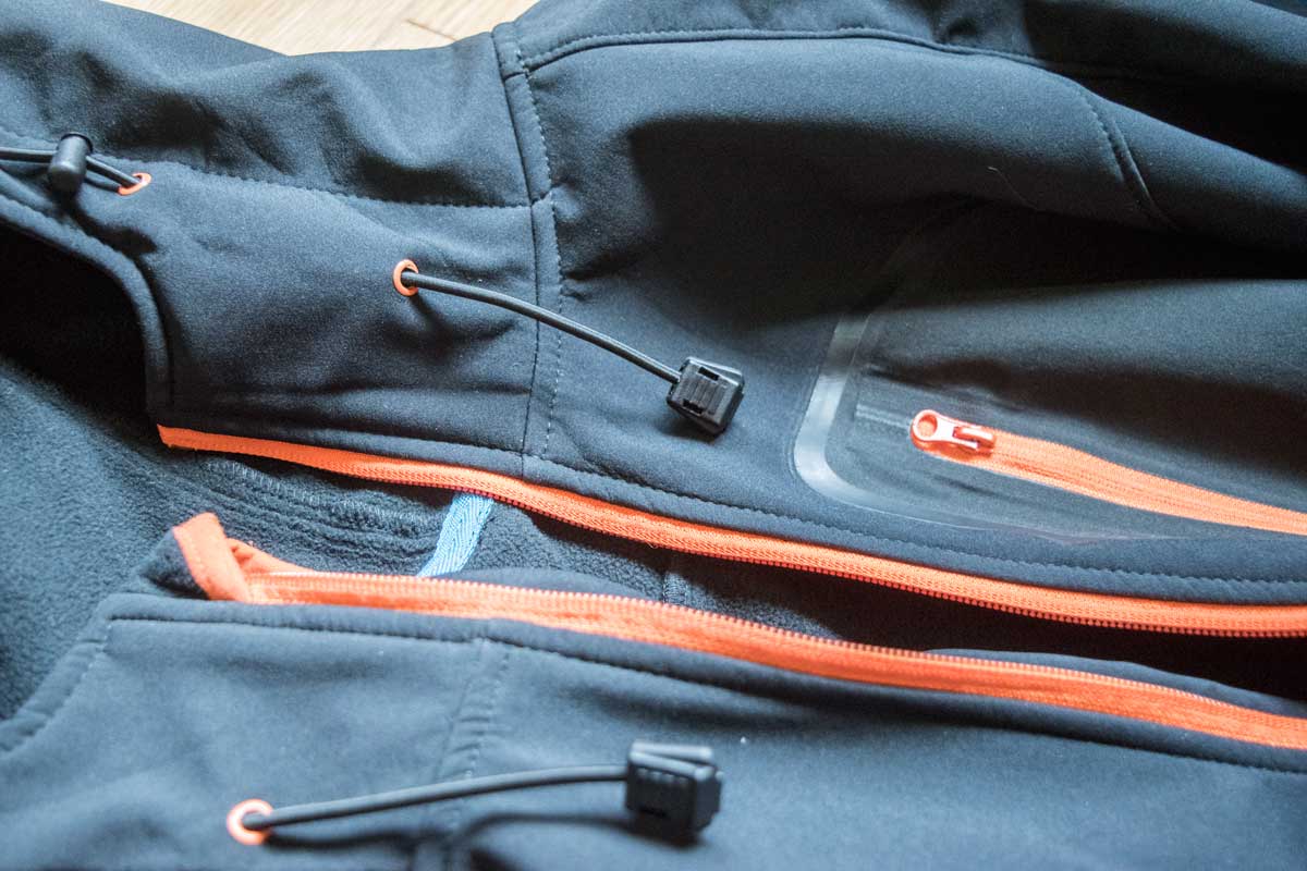 簡単パラコードの編み方3種類！アウトドア映えするキーホルダーやブレスレットを自作しよう - Arizine