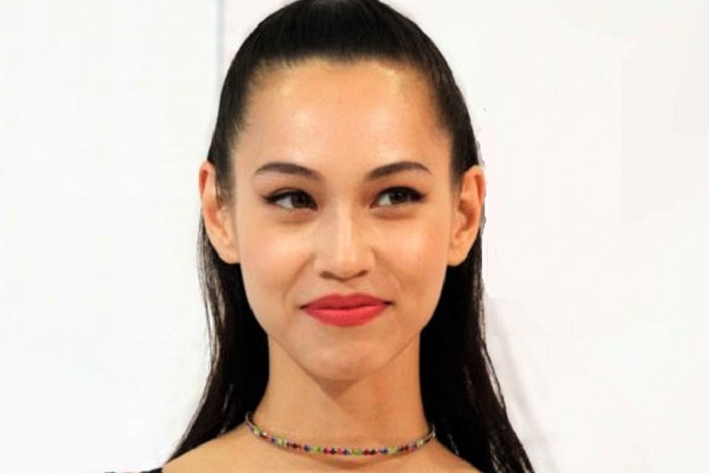 教え子がAV女優、監督はボク。 – 丸善ジュンク堂書店ネットストア