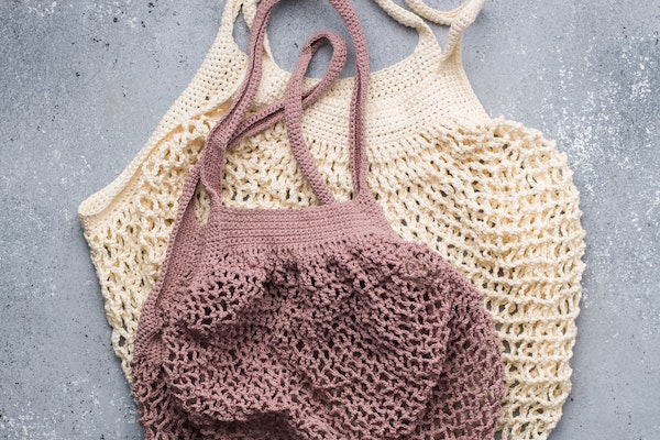 セリアの毛糸で作る可愛い花模様ボーダーバッグ