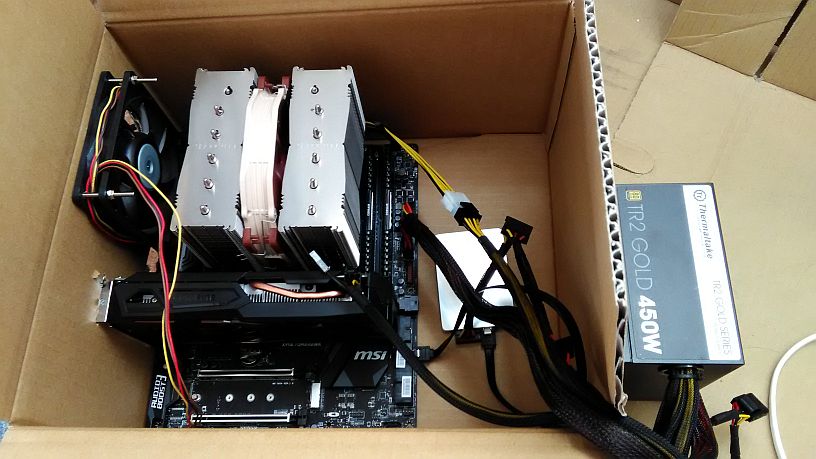 ASCII.jp：自分で組み立てるCooler MasterのPCケースがカラフルで人気出そう