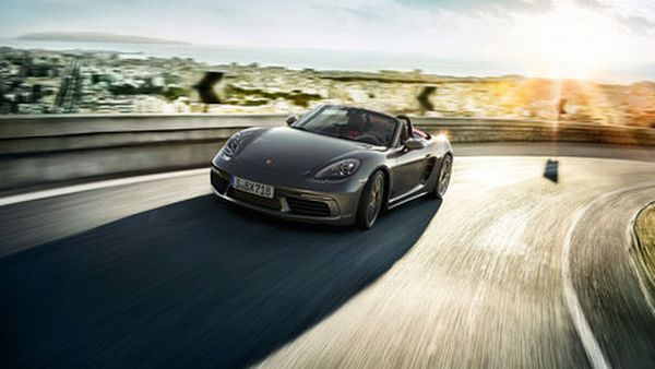 ポルシェ718ボクスター＆ケイマン「スタイルエディション」予約受注開始 964カレラRSイメージの外装色AUTOCAR JAPAN