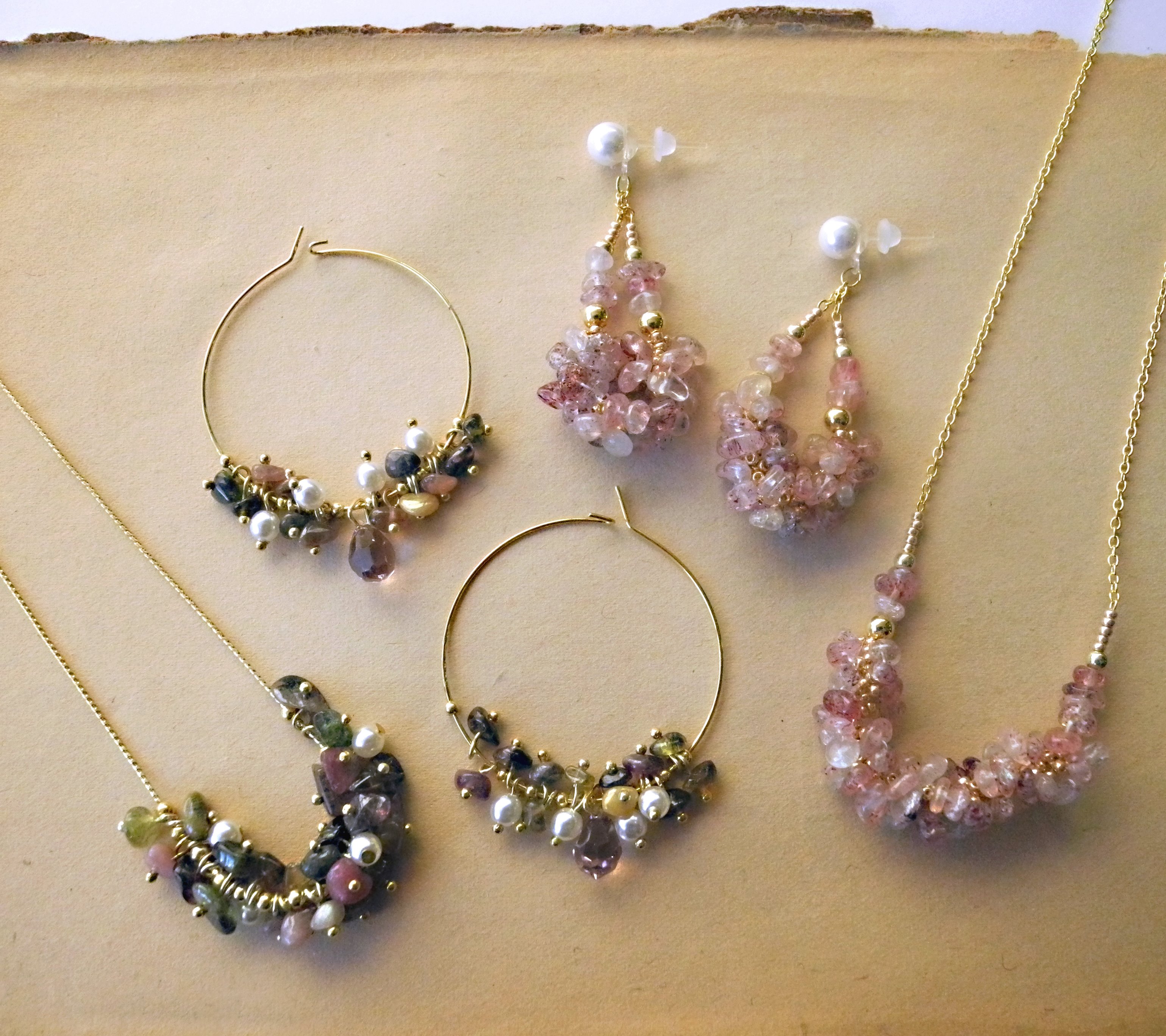 天然石 さざれ石 とサンゴを使ったオリジナルのブレスレット作り ＊女性同士・カップルにもおすすめ＊ Kanoa Okinawa 国際通り店 -じゃらん遊び体験