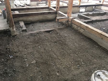 職人技: 建設機械で鋤取りTikTok