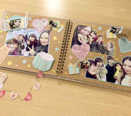 かわいい先輩に贈りたい！やさしいピンクの寄せ書きカラーアルバム 手作りアルバムアルバムキッチン