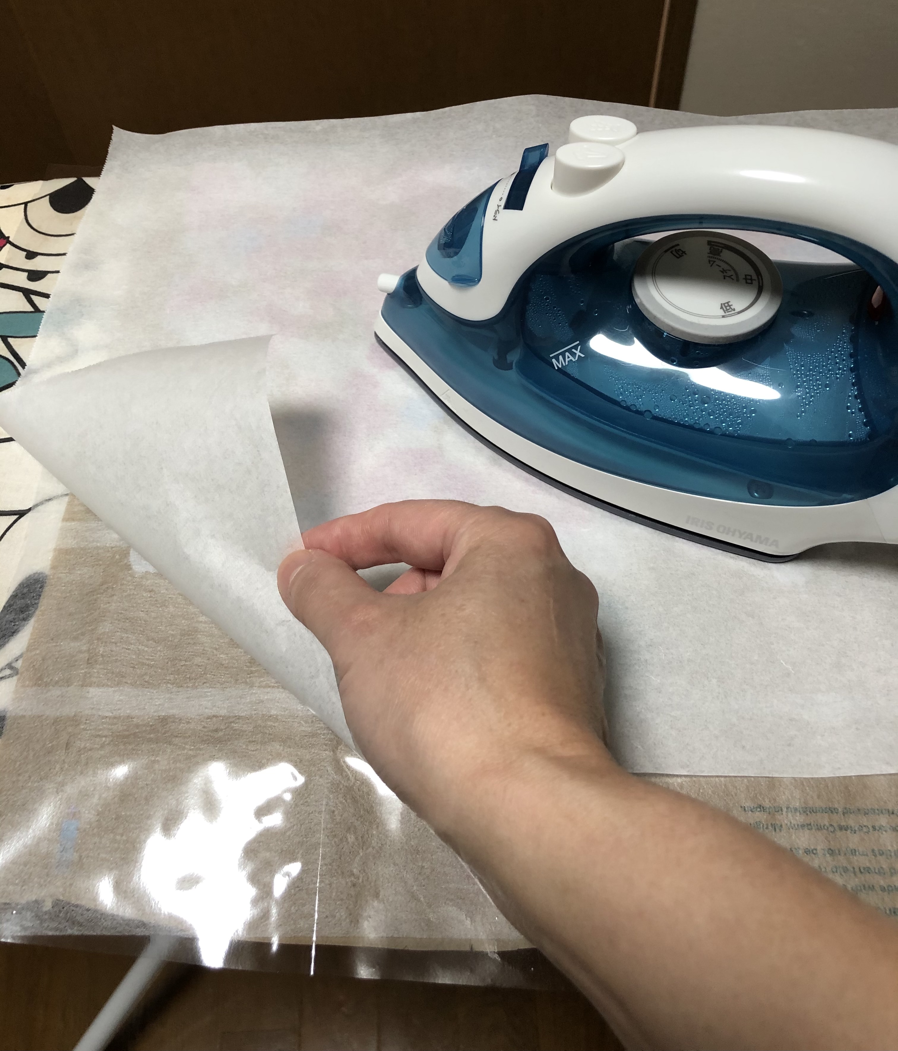 DAISO ダイソーの意外なシートでDEAN＆DELUCA・スタバ・カルディの紙袋を激かわエコバッグにリメイク！ハンドメイド・DIY雑貨Mart マート 公式サイト光文社