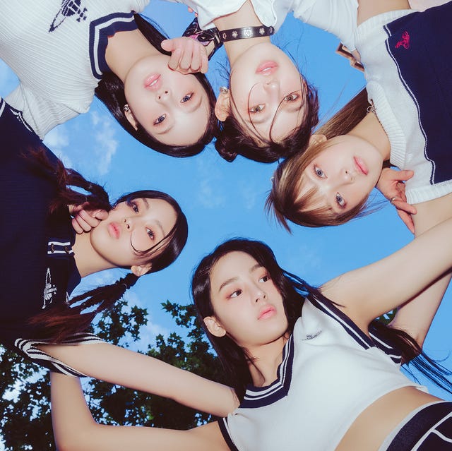 BAD😠 イラストアイコンイラストアイコンストリートストリートファッションストリート系女子海外ガール海外ファッション韓国ファッション韓国コーデ派手髪ウルフヘアコスプレメイドコスプレメイド服メイドcartoonkawaii