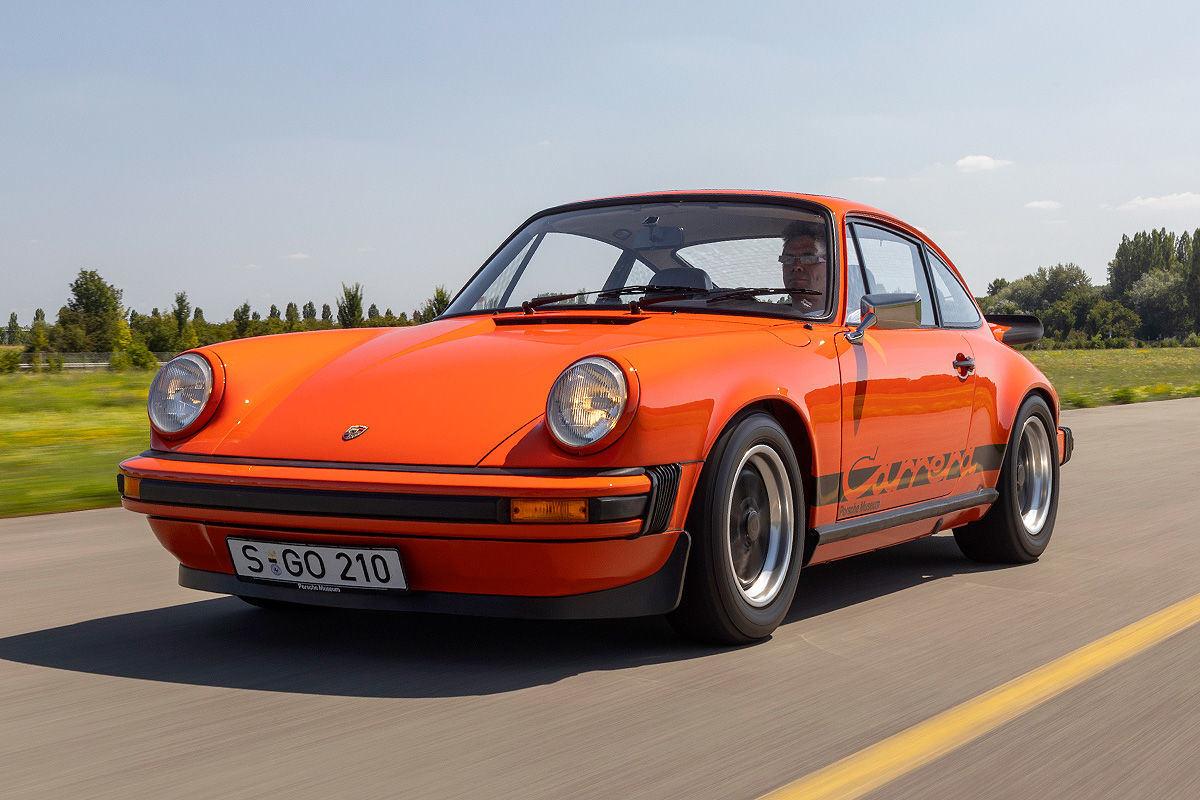 ポルシェのイメージカラーは何色？Love Porsche, love Family