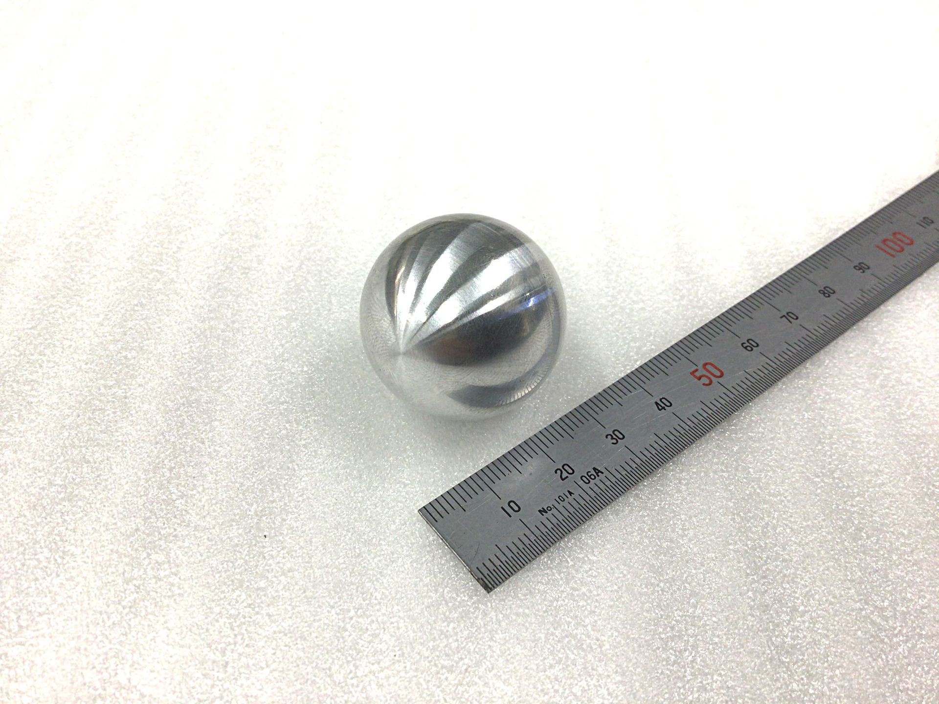 ホモと学ぶ旋盤 球体ができるまで - ニコニコ動画