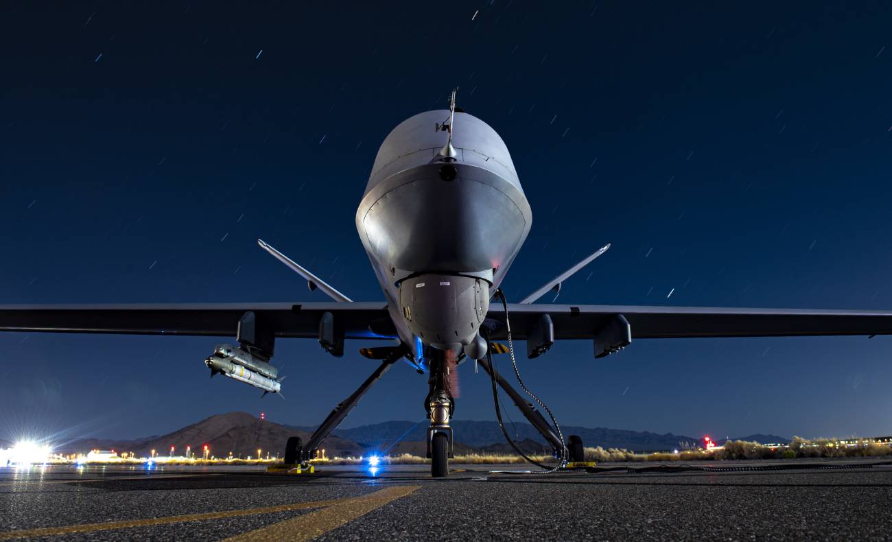 ロシアの屈辱 段ボール製ドローンの攻撃で戦闘機５機が損傷Joongang Ilbo中央日報