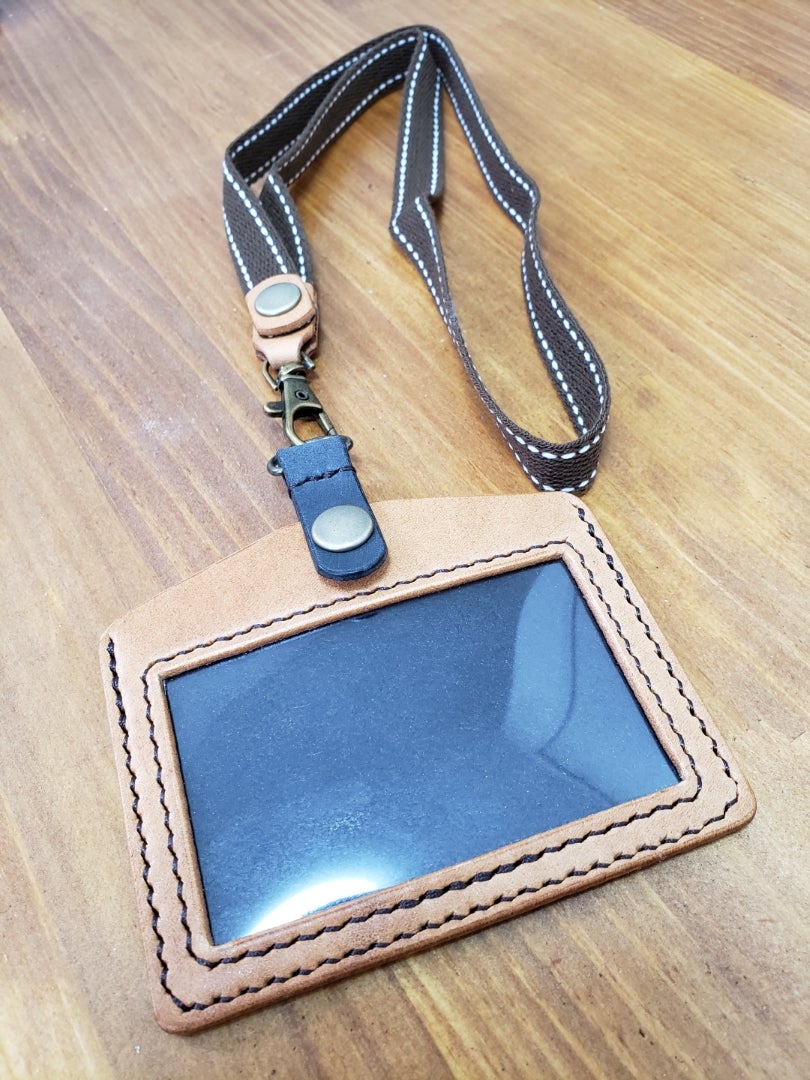 ヌメ革の手縫いカードケースをつくるkumosha