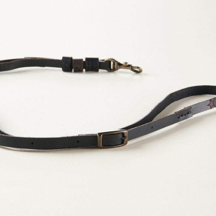 楽天市場OJAGA DESIGN オジャガデザインCHERTAN ネックストラップ ネック 首掛け パーツ 社員証 ネームホルダー 携帯電話スマホ スマートフォン キーキャップ ストラップ ナスカン 丸カン 革 牛革 本革 レザー プレゼント ギフト ブラック 黒 スタッズ 星